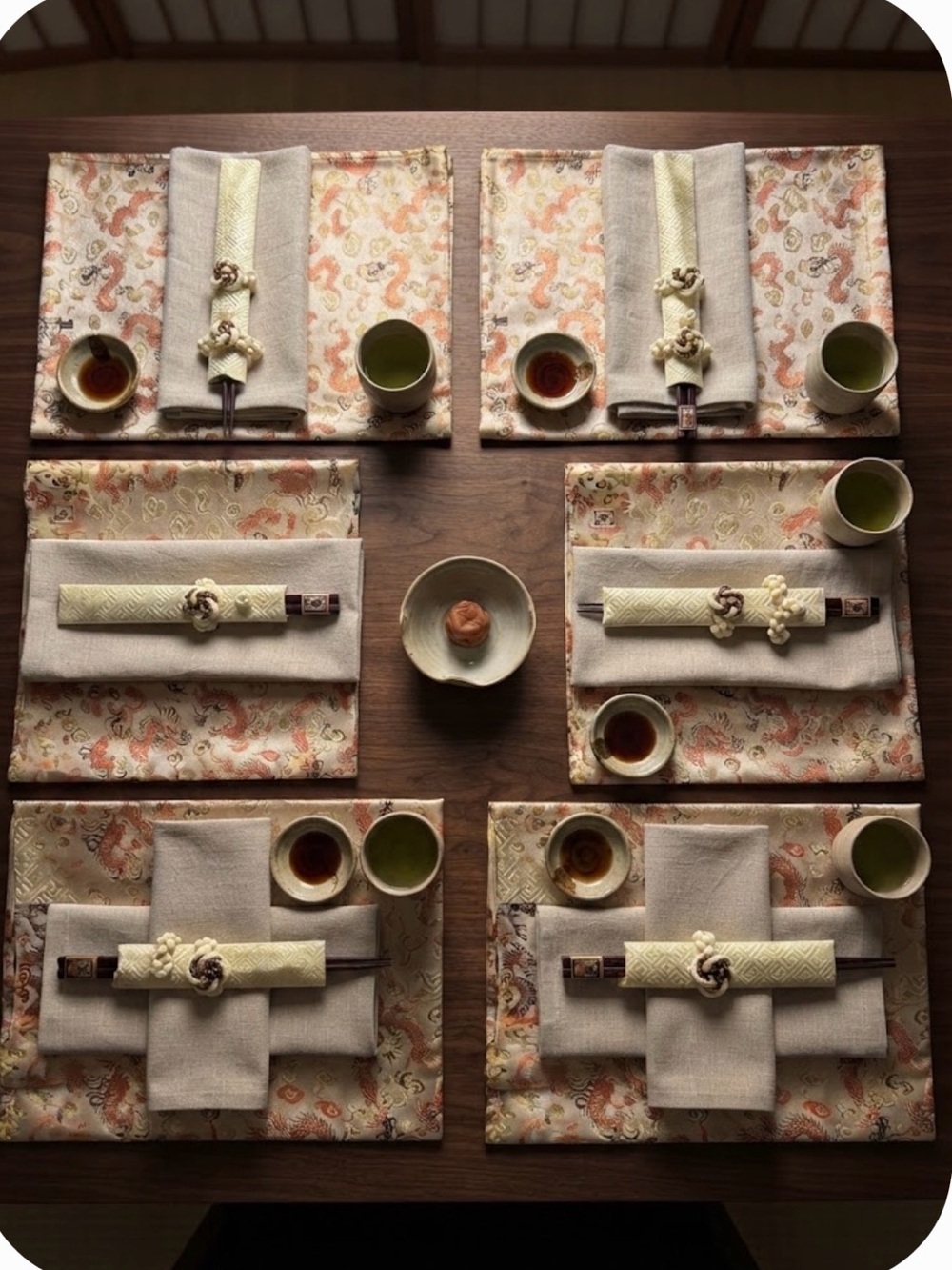 Japanese Ironwood 6-Pair Chopstick Set in Brocade Placements